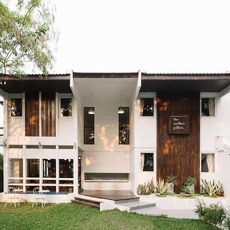The Mellow Pillow Hotel @ Chiang Mai Gate Экстерьер фото